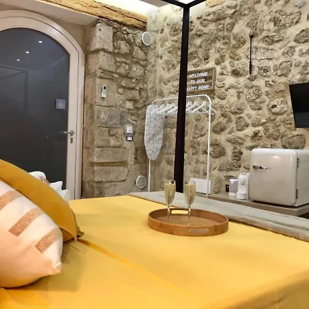 La Gemma Di Ortigia Bed & Breakfast 4*