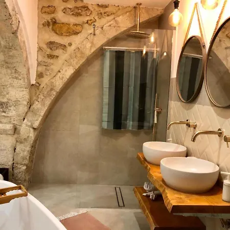 La Gemma Di Ortigia Bed & Breakfast 4*
