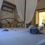לינה וארוחת בוקר La Gemma Di Ortigia